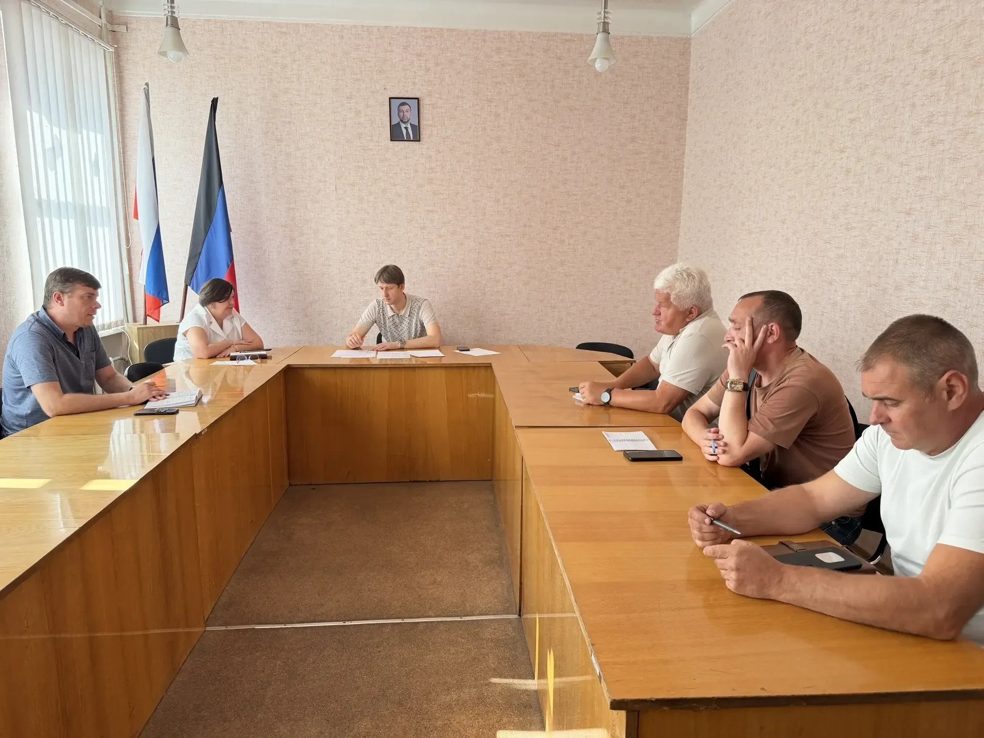В Центрально-Городском районе состоялось  еженедельное совещание.